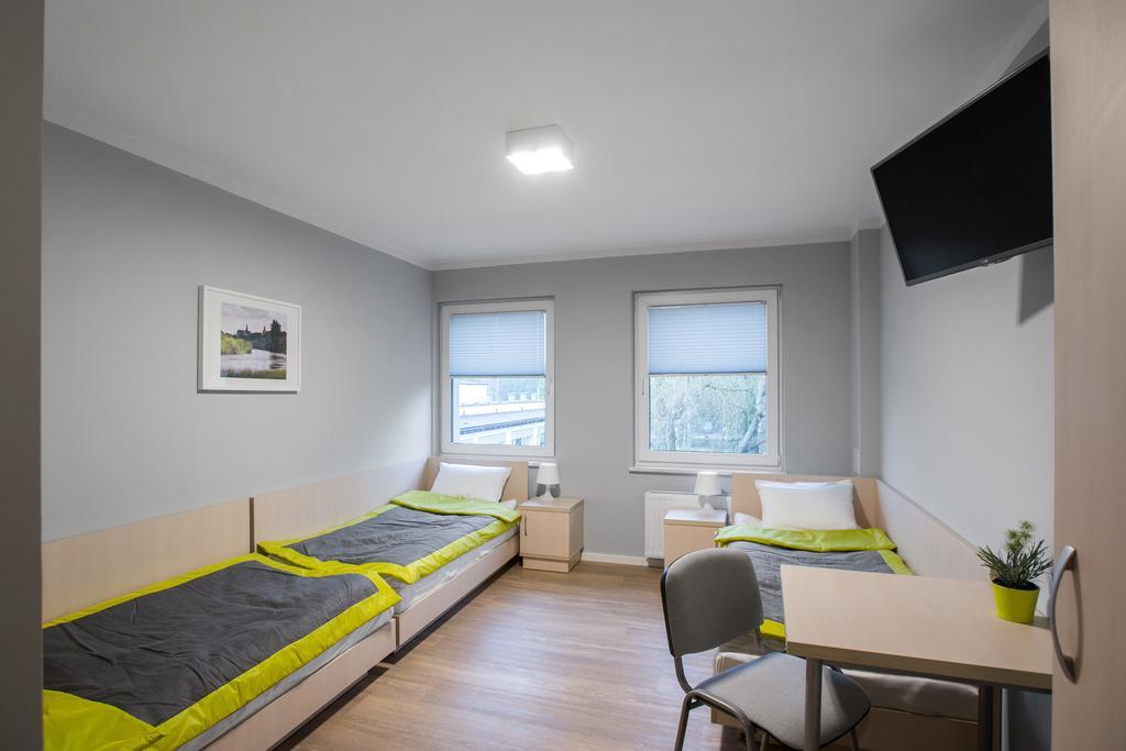 Hotel Inwest Osrodek Szkoleniowo-Wypoczynkowy Smardzewice Zimmer foto