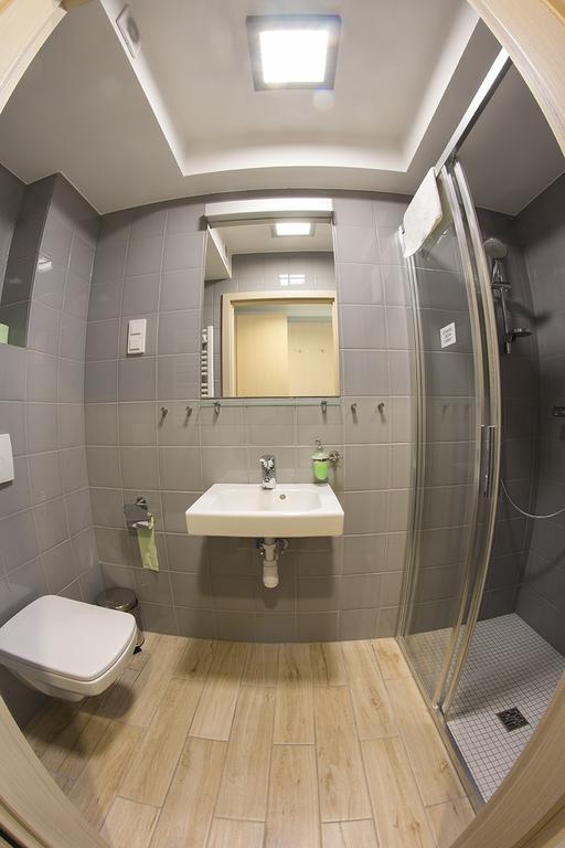 Hotel Inwest Osrodek Szkoleniowo-Wypoczynkowy Smardzewice Exterior foto
