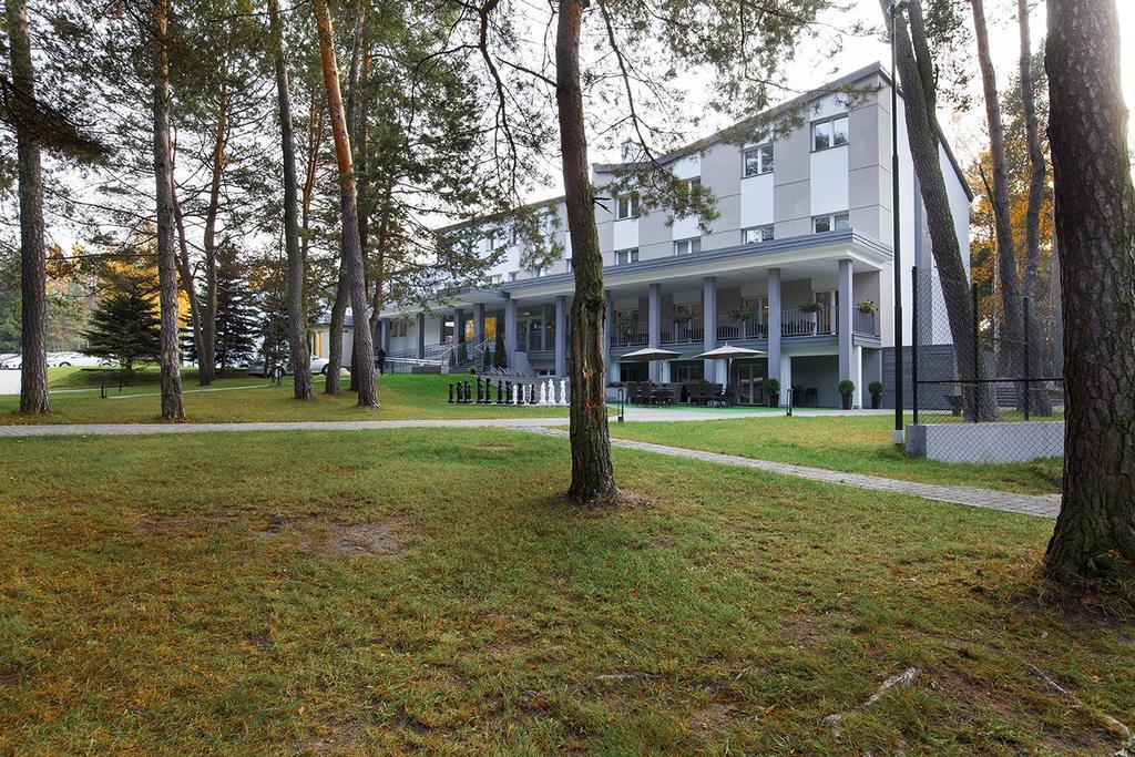 Hotel Inwest Osrodek Szkoleniowo-Wypoczynkowy Smardzewice Exterior foto