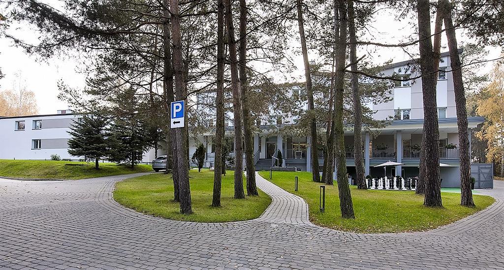 Hotel Inwest Osrodek Szkoleniowo-Wypoczynkowy Smardzewice Exterior foto